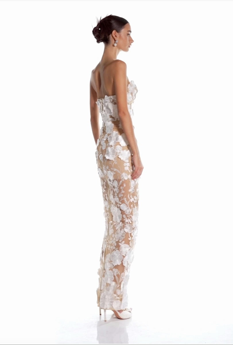 Long Dress Women Sleeveless Backless Lace Appliqued