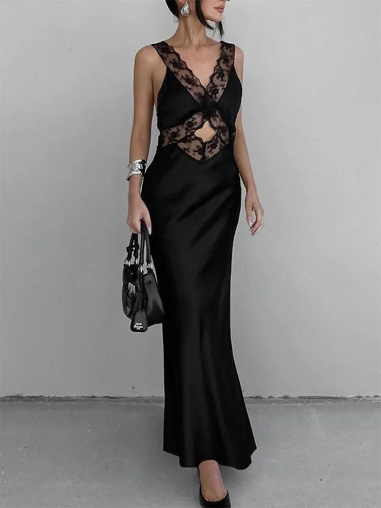 Lace Long cutout dress
