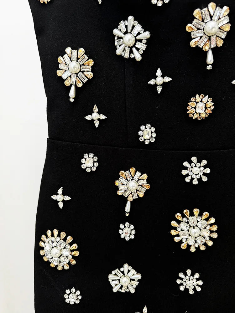 Elegant Women Black Sleeveless Brooch-Embellished Premium Party