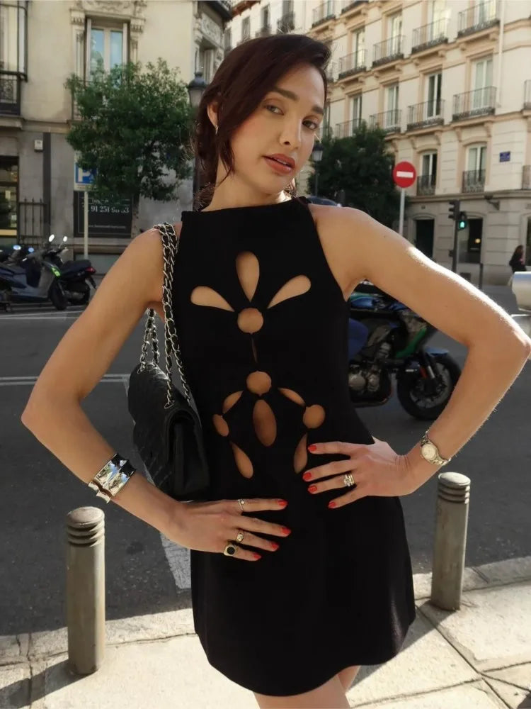 Cut out MIni