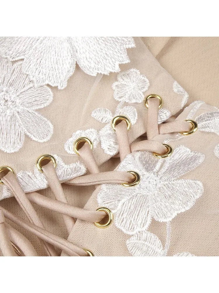 Waist clinching white flowers mini