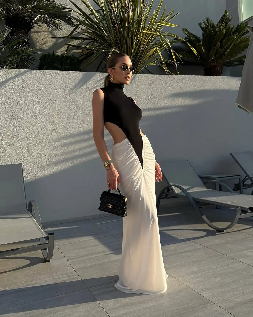 1 Black White Luxury Posh Goddess