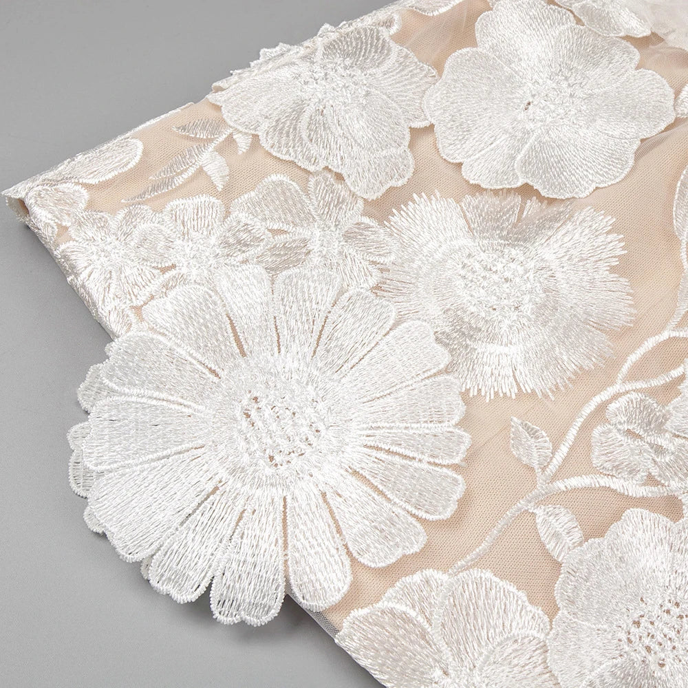 Embroidered 3d flowers Mini