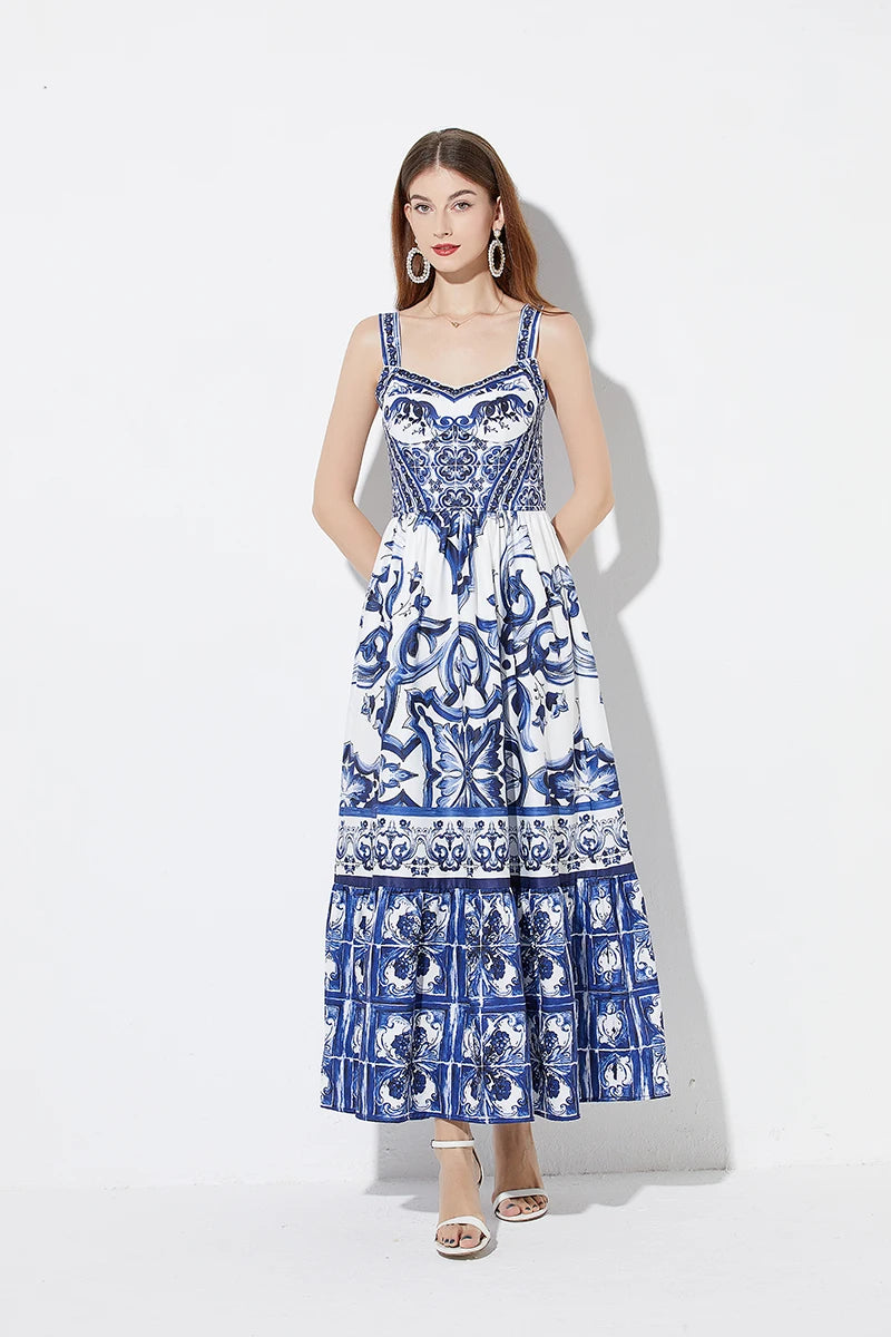 2 Queen Majolica Print Italian Dress