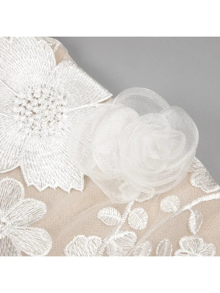 Waist clinching white flowers mini