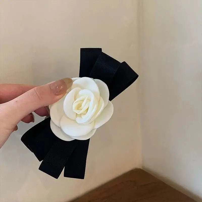 Camelia flower hairclip
