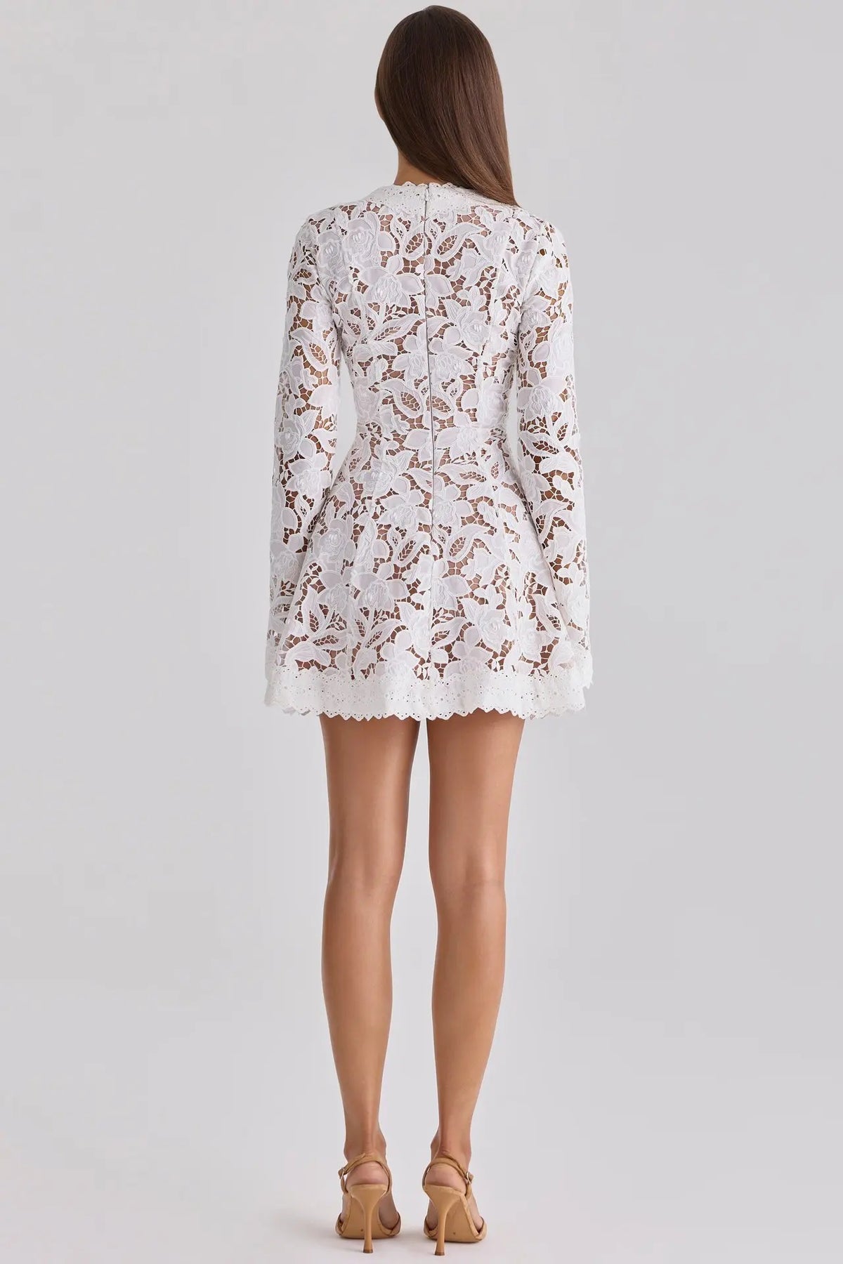 2026 New Women Luxury Heavy Hollow Out Lace Mini Dress Elegant Deep V Neck Slim Fit Vacation Beach Casual Dress