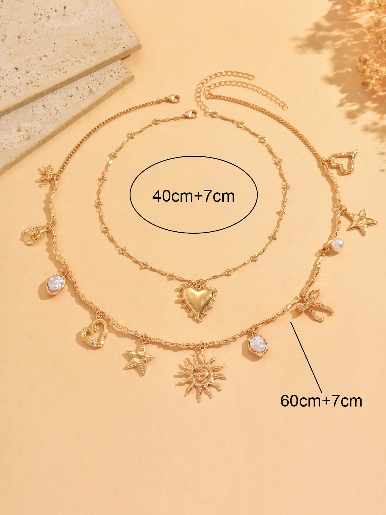 Vintage Design Multi-element Pendant Necklace
