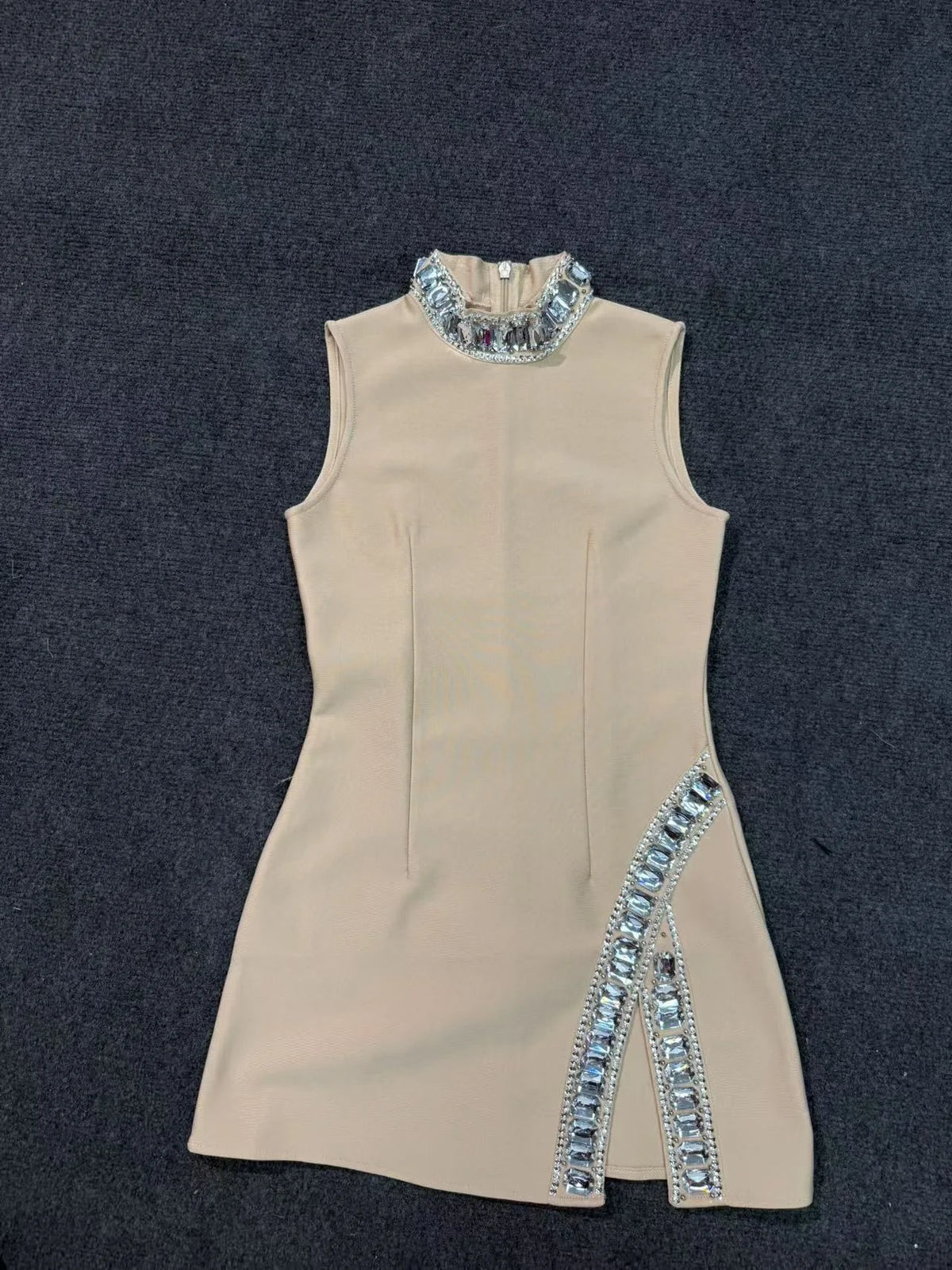 Sexy High Quality Rhinestones Short Party Dress Women Bandage Sleeveless Red Dresses 2025 Fashion Club Vestidos Robes