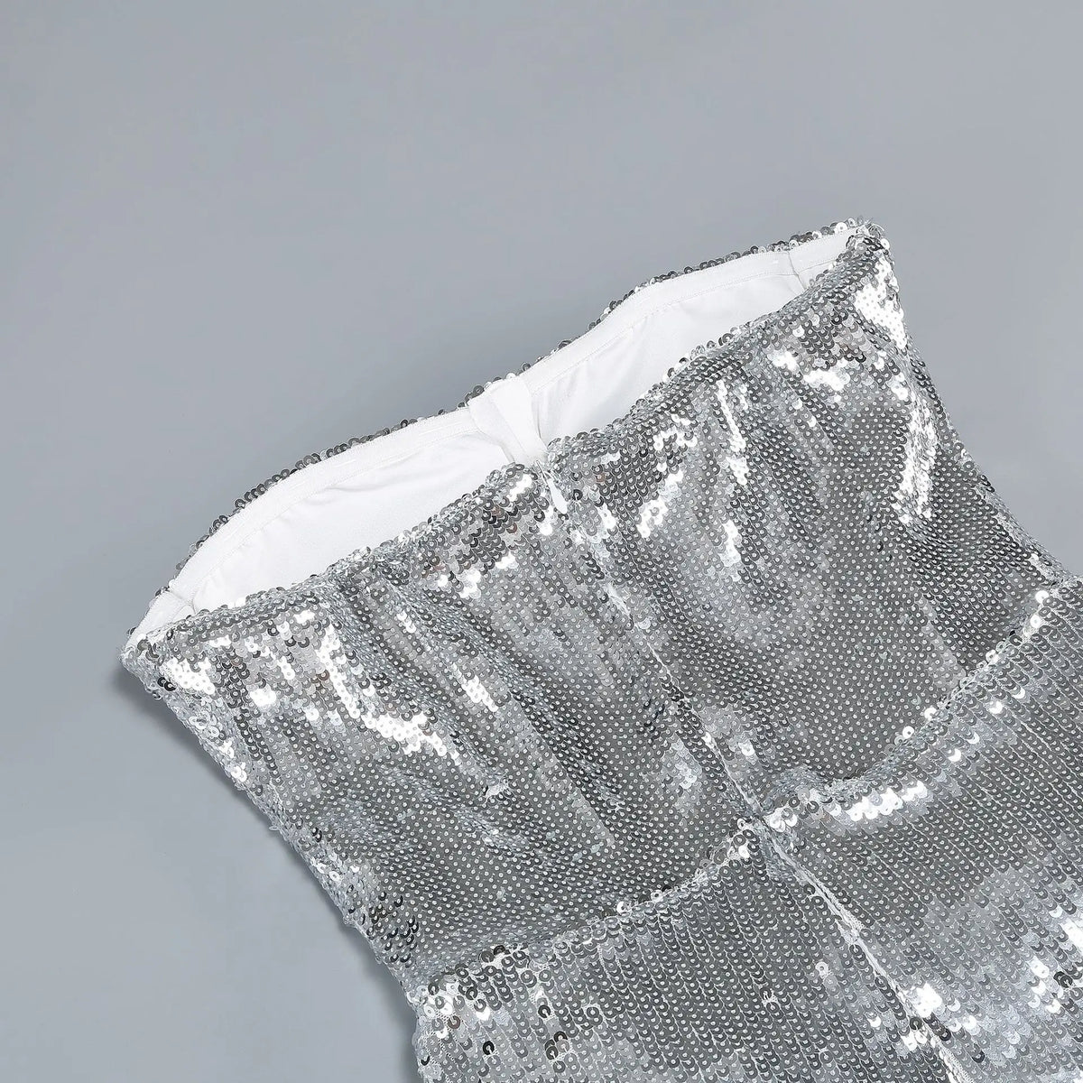 New Silver Sequined Strapless Dress with Fish Bones Waist Cinching Folded Hips Short Skirt Slim Fit Sexy Party Evening Dress