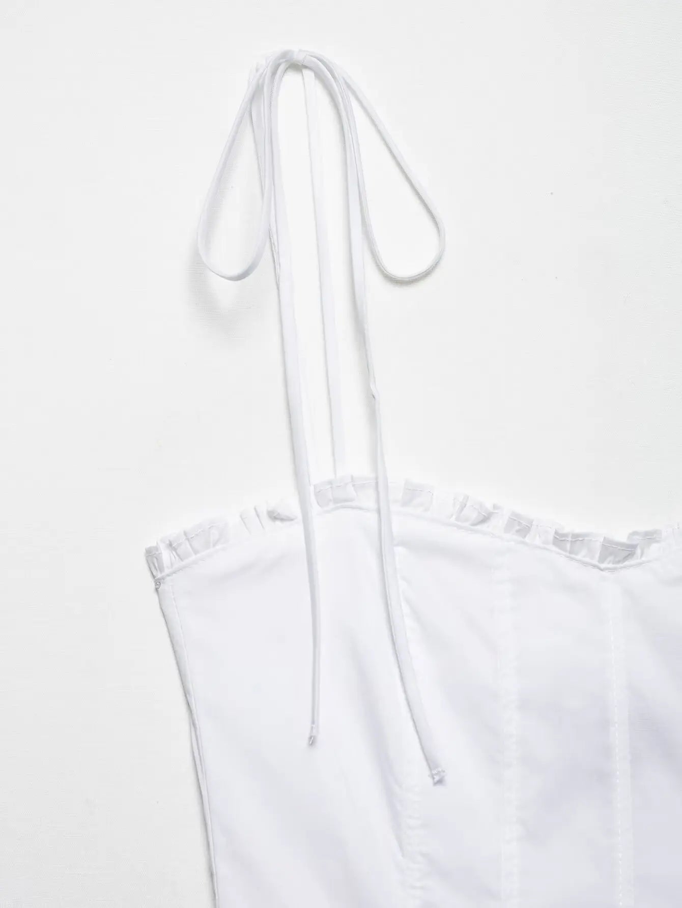 White trending Midi Guess dressd
