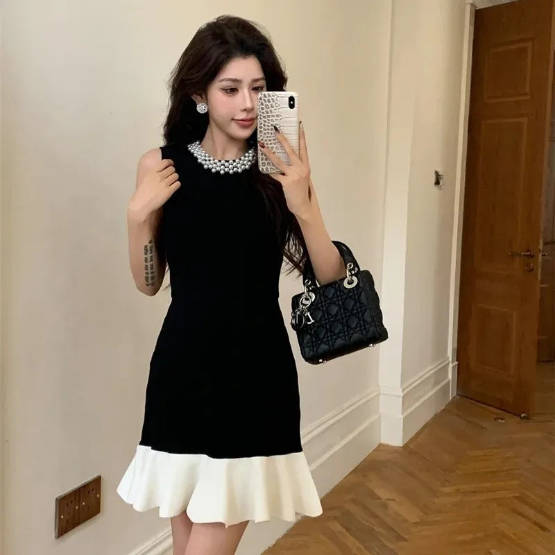 Elegant Pearl Detail Knitted Mini Sandro Dior