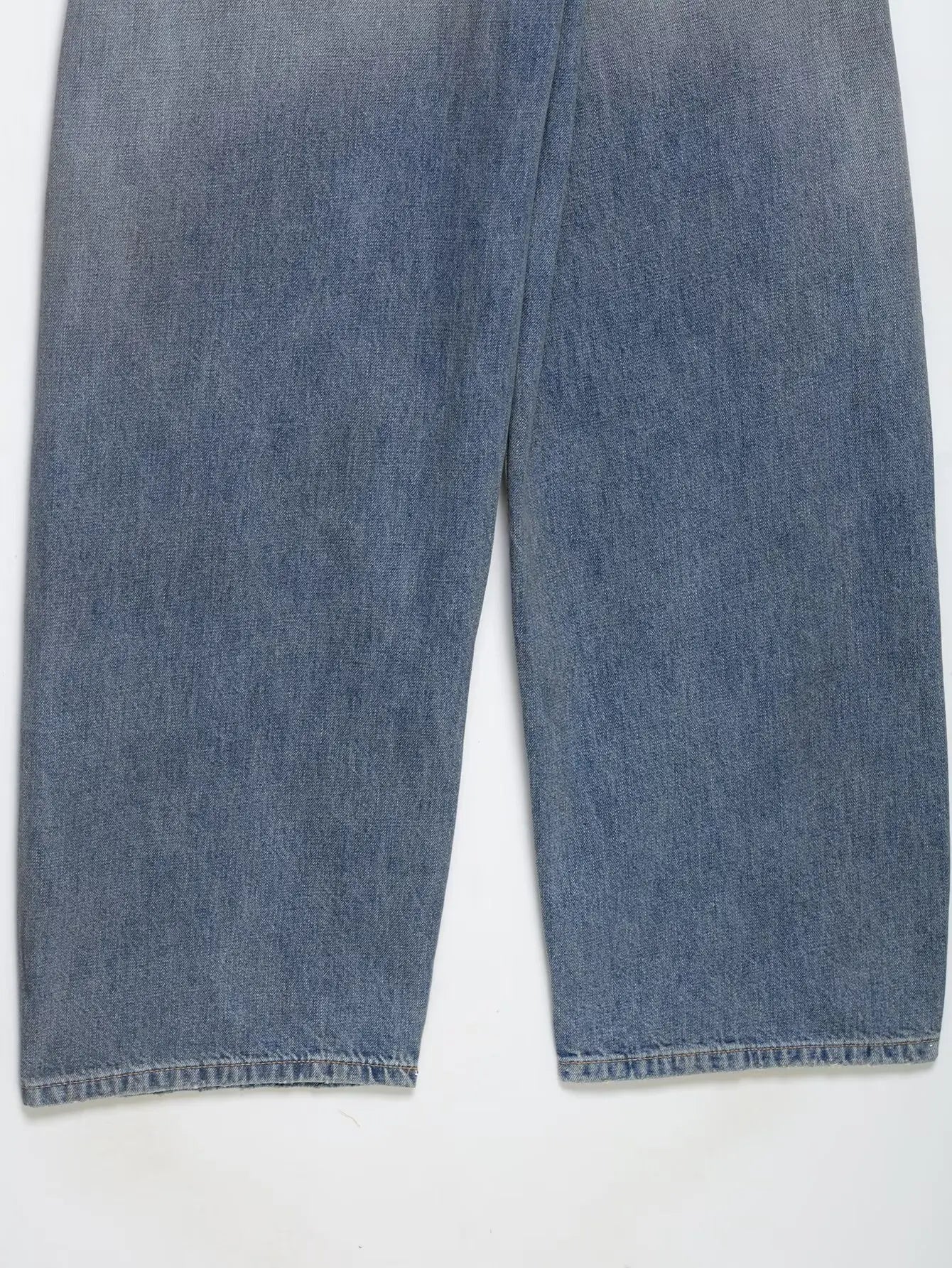 Barrel jeans