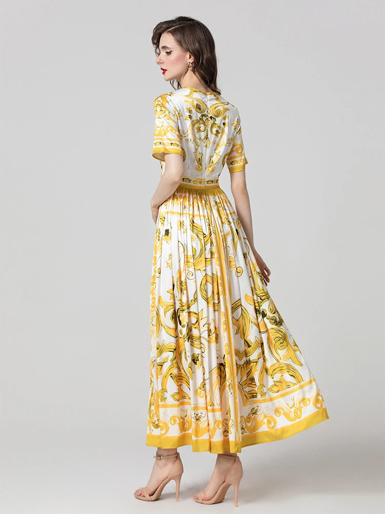 Modisches, elegantes, langes Dolce-Kleid