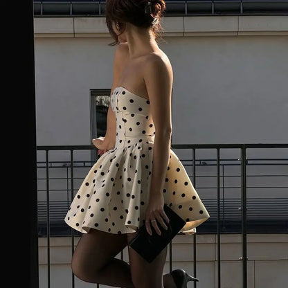 Trending French Retro Polka Dot Print 2025