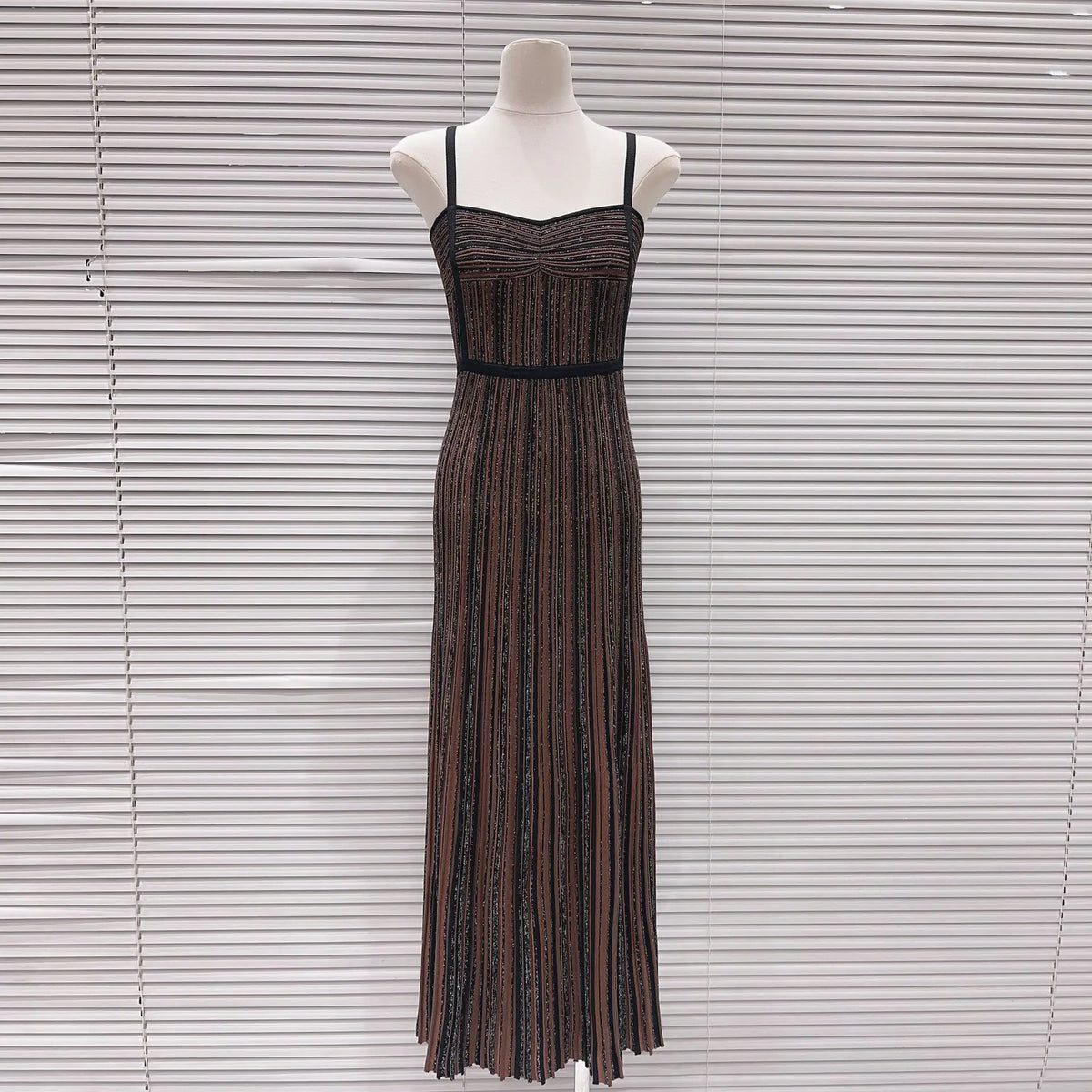High-End Version Bright Thread Beach Style Long Dress Fashionable Strapless Sleeveless Backless Dress Elegant Holiday Wear