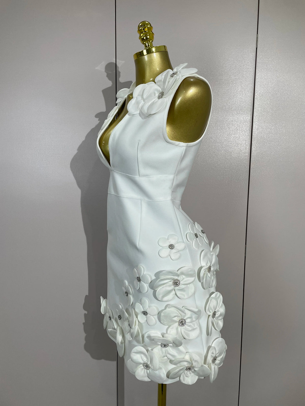 Women Crystal 3D Flowers Sexy Sleeveless V-neck Bandage Dresses Elegant Celebrate Evening Party Gown Birthday Club Party Dresses