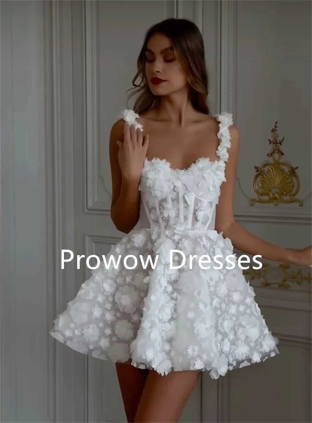 Exquisites elfenbeinfarbenes Spitzen-Brautkleid oder romantisches Gastkleid