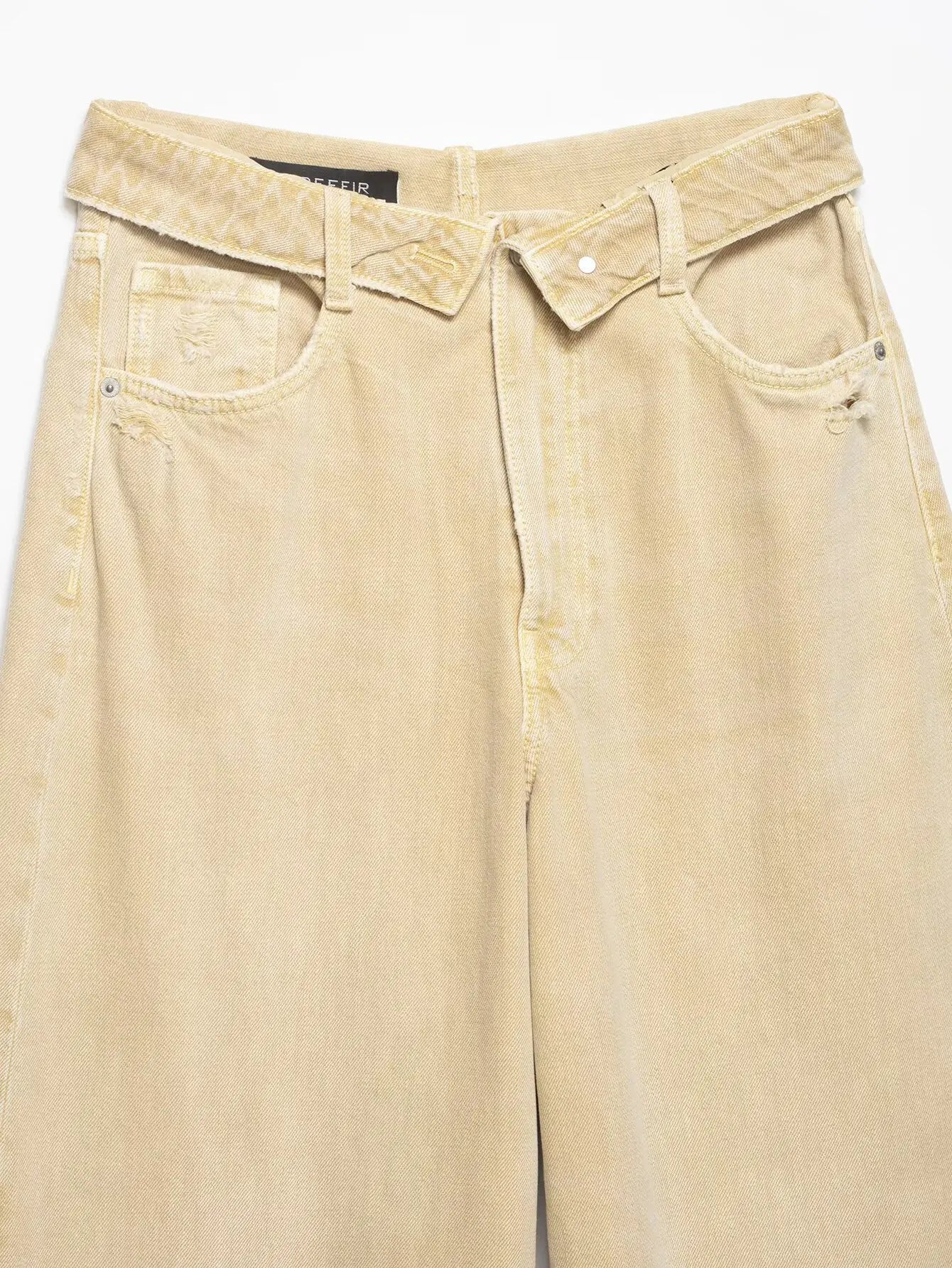 Barrel jeans