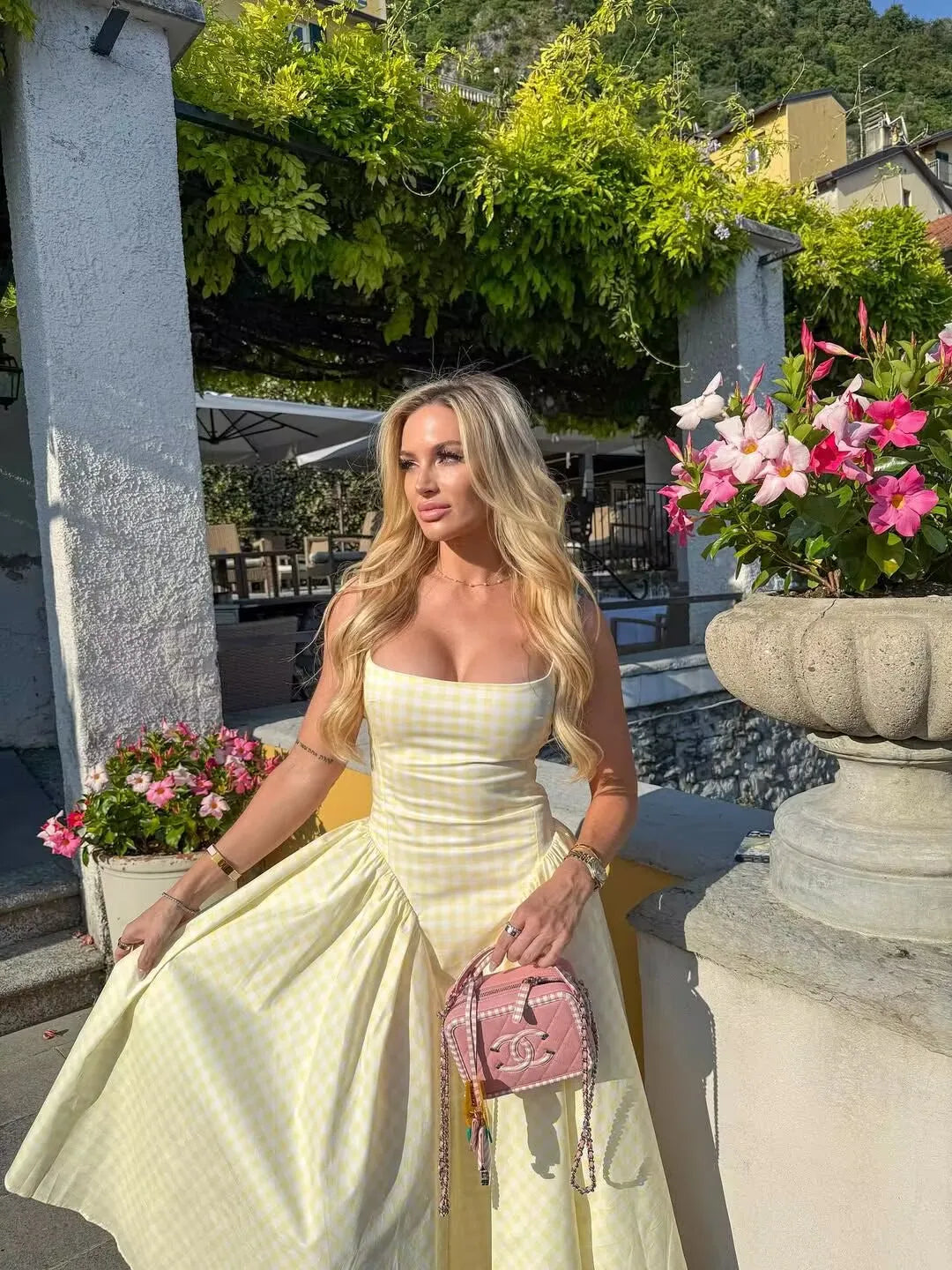 Elegant Laced Pleated Midi Dress