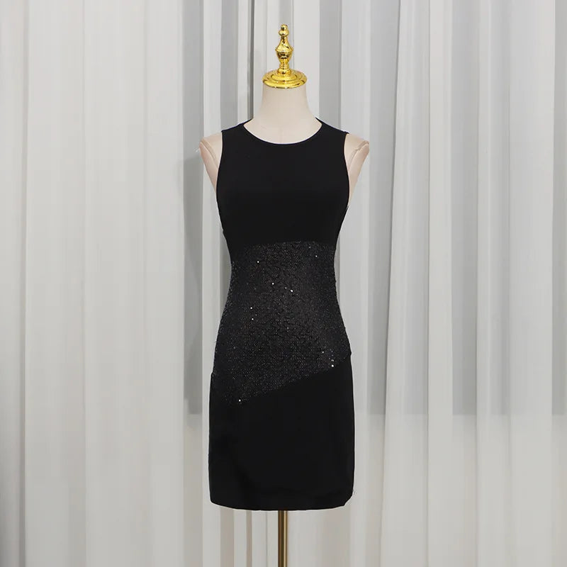 Women Sexy Spicy Girl Party Mini Dress Crew Neck Sleeveless Sequin Patchwork Twisted Knot Bodycon Short Dress Nightclub Banquet