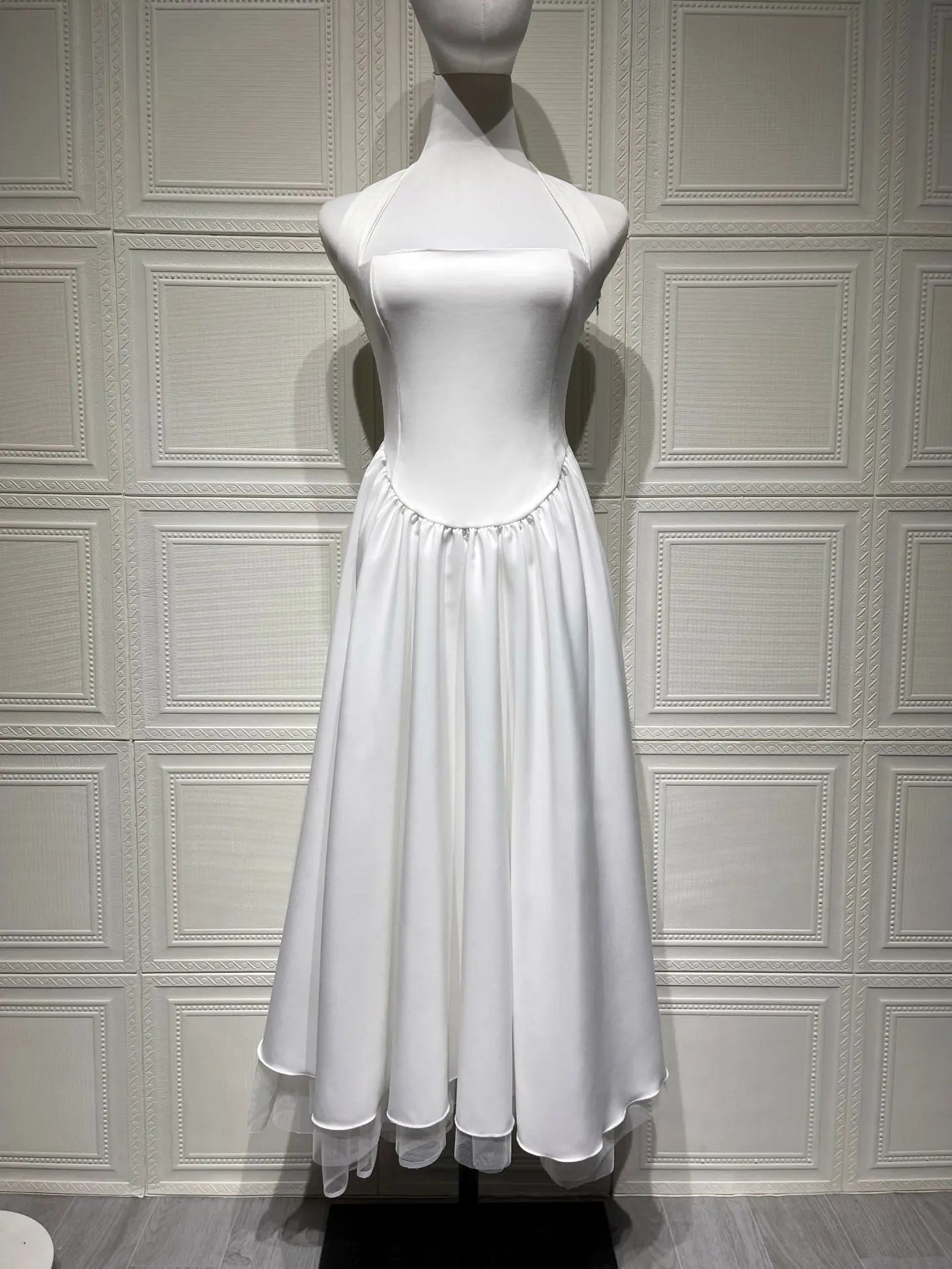 Luxurious Dress Vintage-Inspired Chic Puff-Sleeve Dress Lace-Up Pleated Tulle Dress Romantic-Elegant Evening Ruffle Gown - Shellss