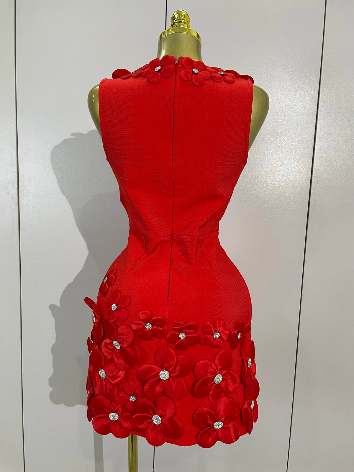 Women Crystal 3D Flowers Sexy Sleeveless V-neck Bandage Dresses Elegant Celebrate Evening Party Gown Birthday Club Party Dresses