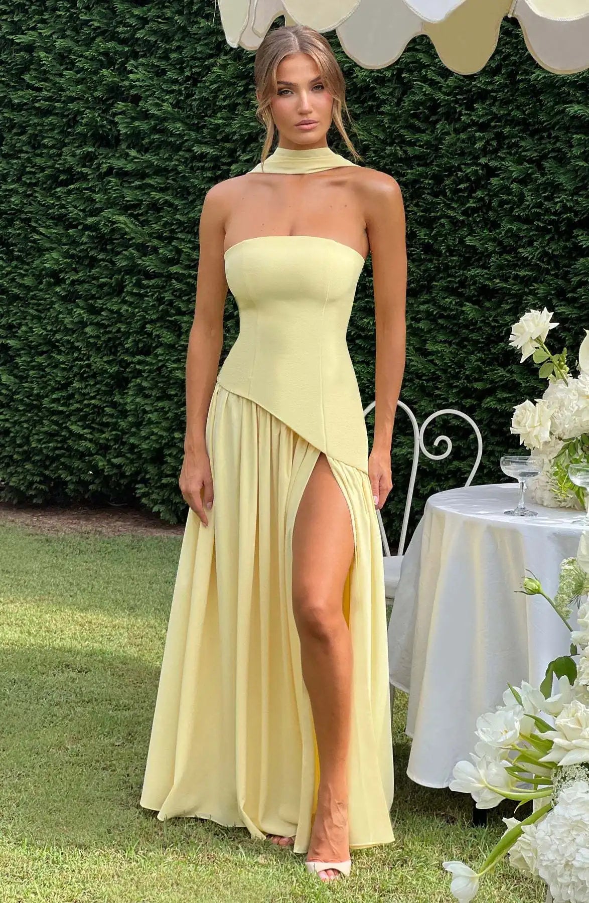 1 beautiful Yellow Greek Goddess