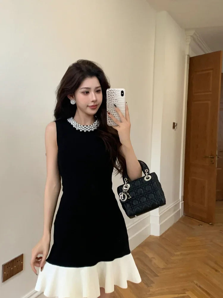 Elegant Pearl Detail Knitted Mini Sandro Dior