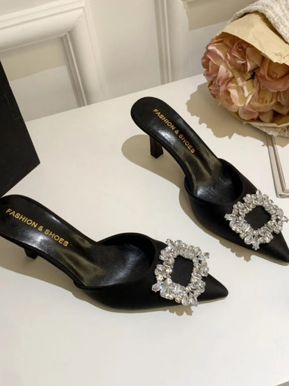 Manolo Vibes heels