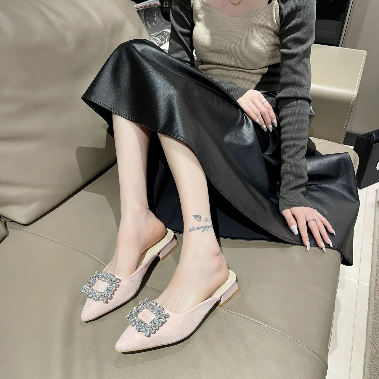 Manolo vibes heels