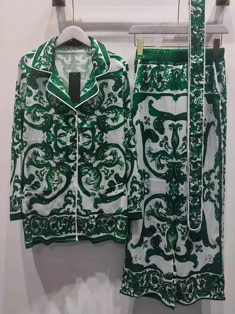 Long sleeve majolica print Two-piece Set