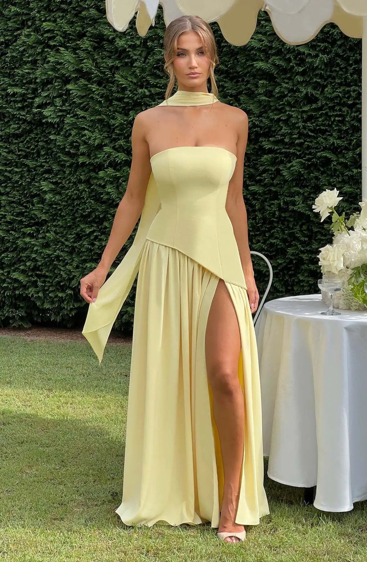 1 beautiful Yellow Greek Goddess