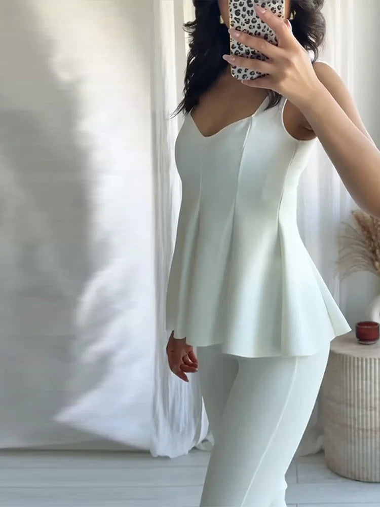 Elegant Pleated Top Trouser
