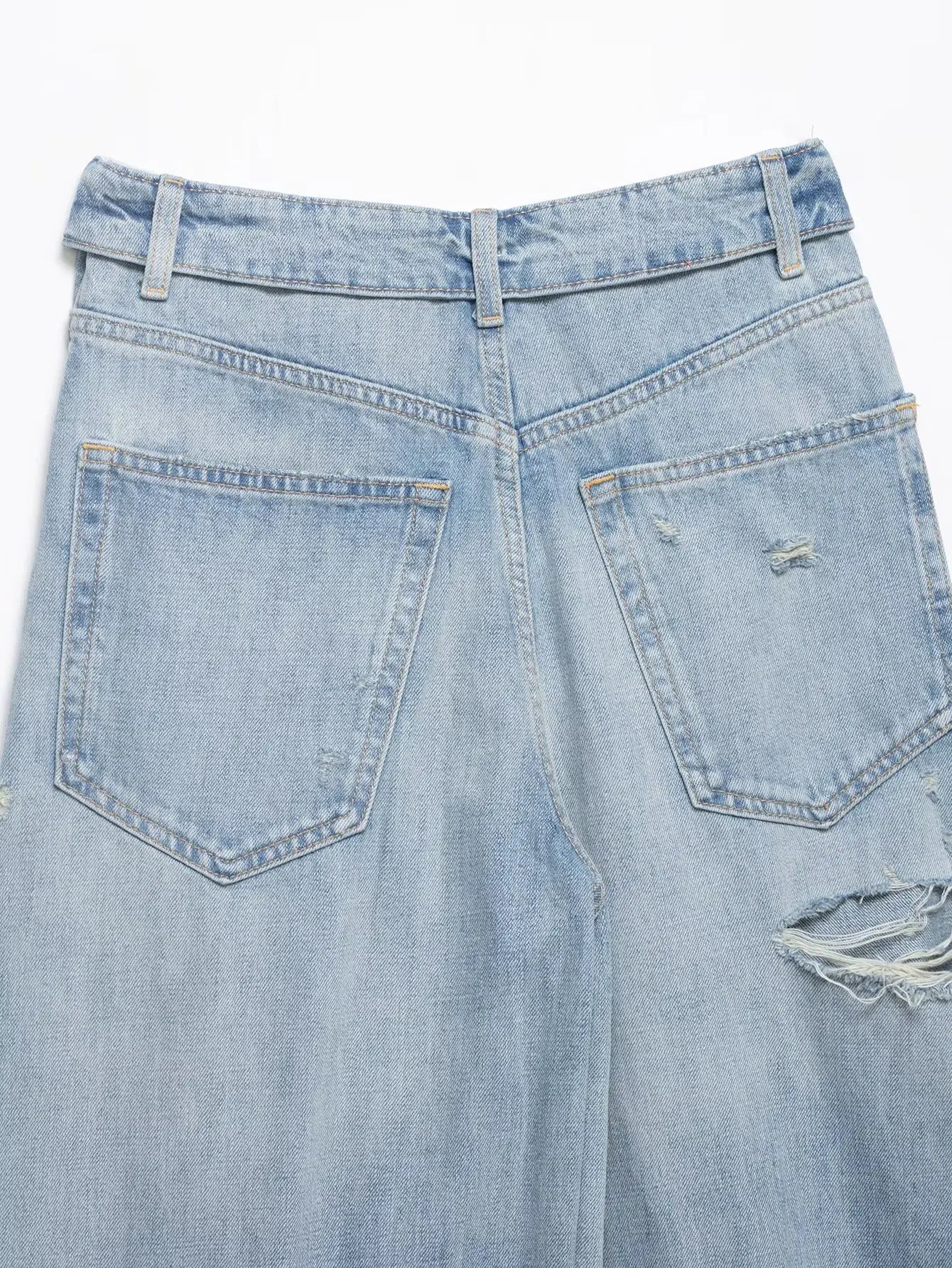 Barrel jeans