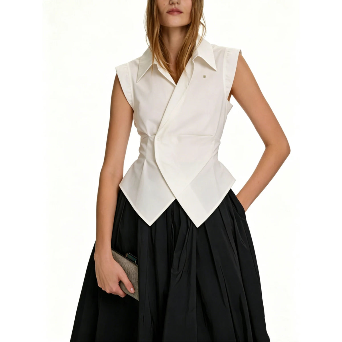 CH Metal Logo Sleeveless Shirt
