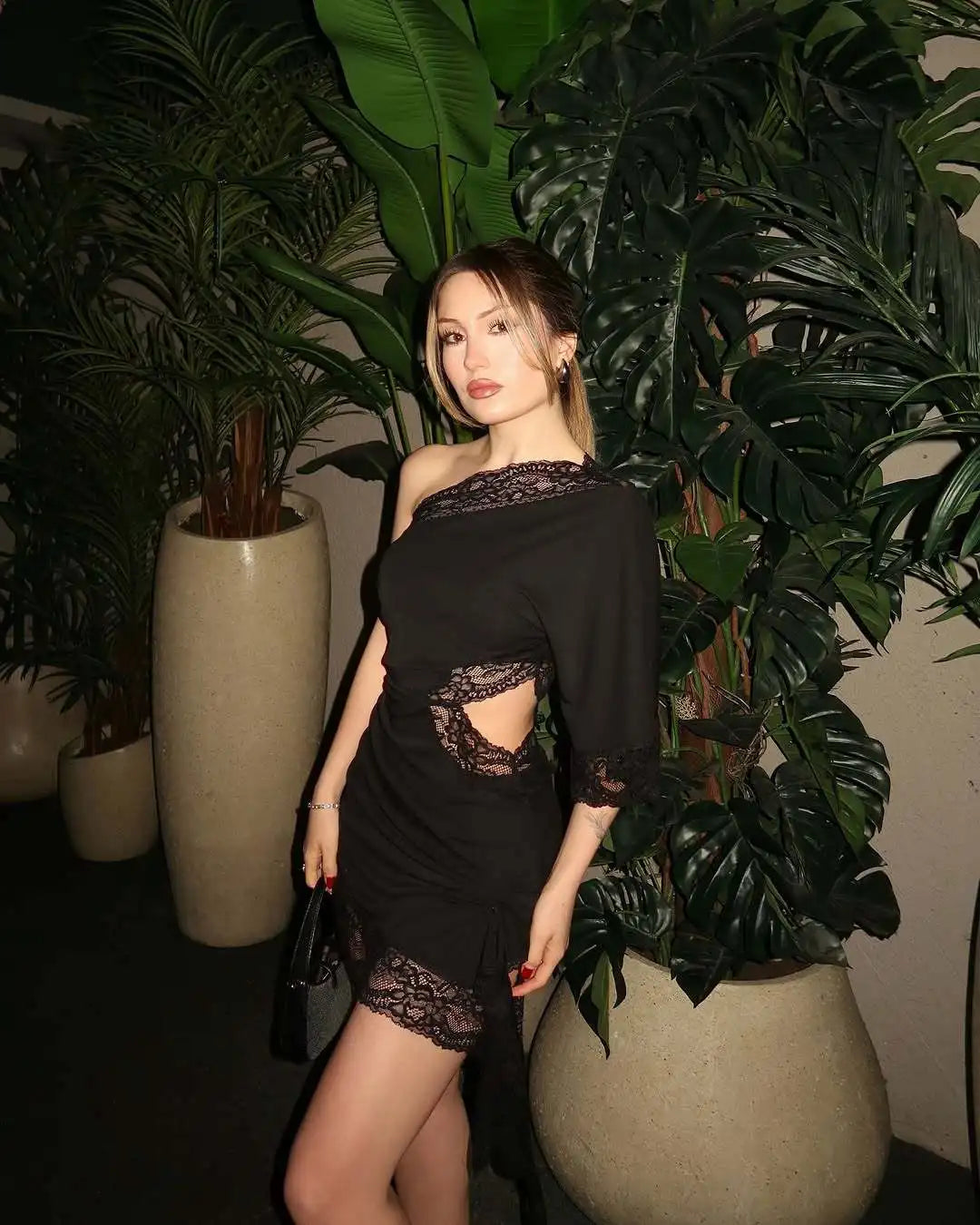 Sexy Lace Splice Bodycon Dress Asymmetrical Short Skirt Polyester Fabric Pure Color Summer 2026 Cross-Border Elegant Draped Gown