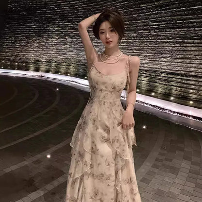 Pure desire high-end delicate dress