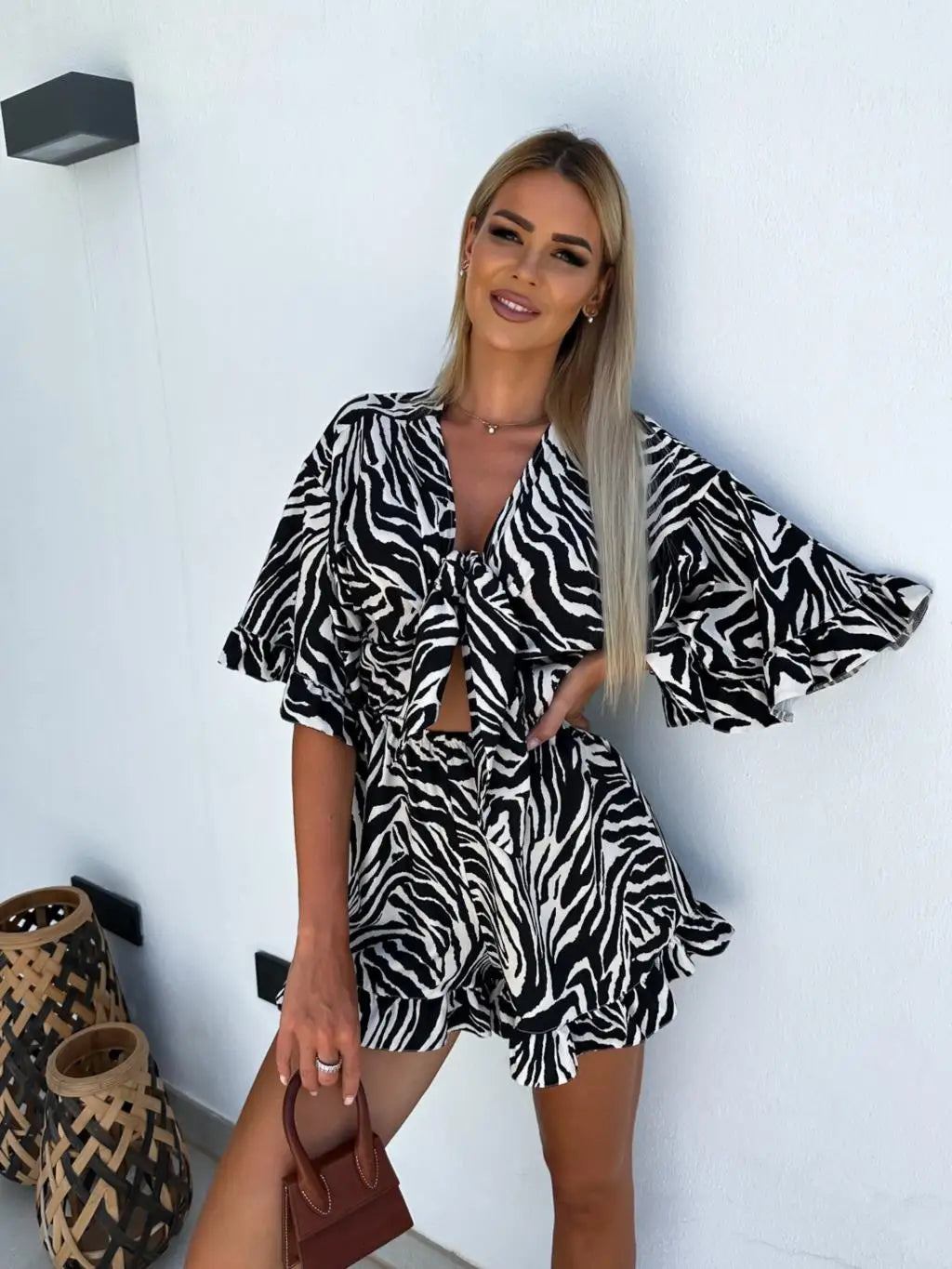 Kurze Jumpsuits mit weitem Bein für Frühling und Sommer