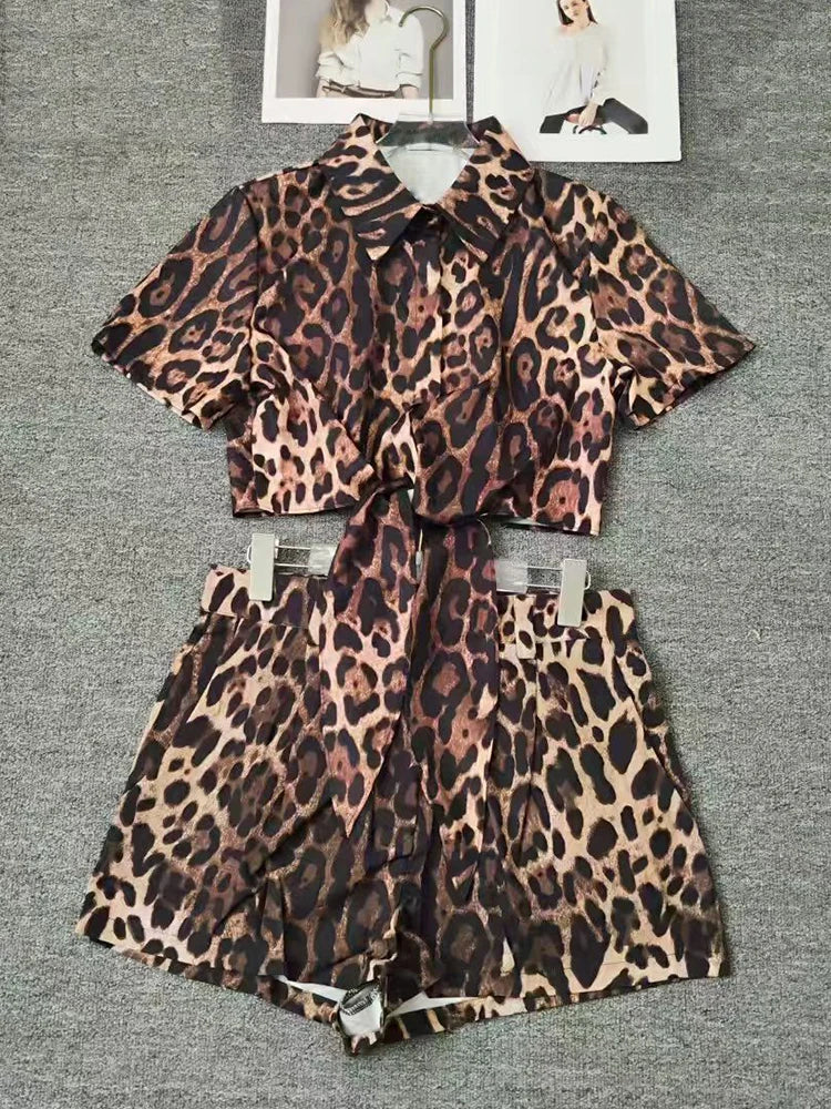 Designer retro geometric print tube top pullover shirt top two-piece set 2026 summer women's clothing + shorts hot pants suit - Shellss