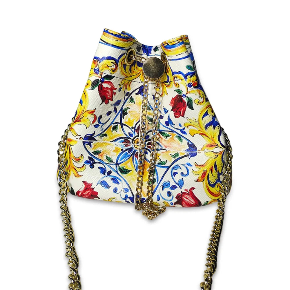 Bucket bag 2026