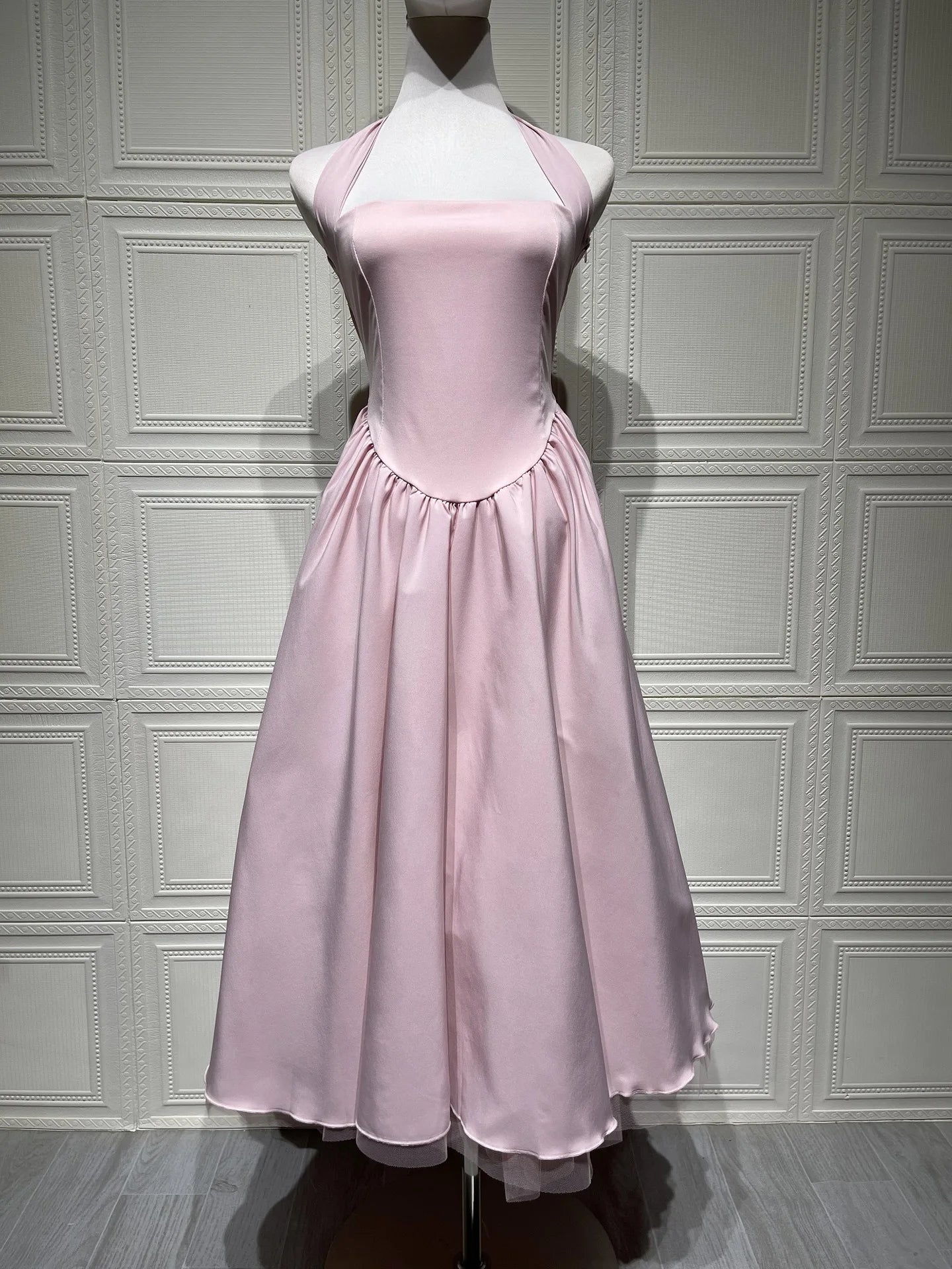 Luxurious Dress Vintage-Inspired Chic Puff-Sleeve Dress Lace-Up Pleated Tulle Dress Romantic-Elegant Evening Ruffle Gown - Shellss