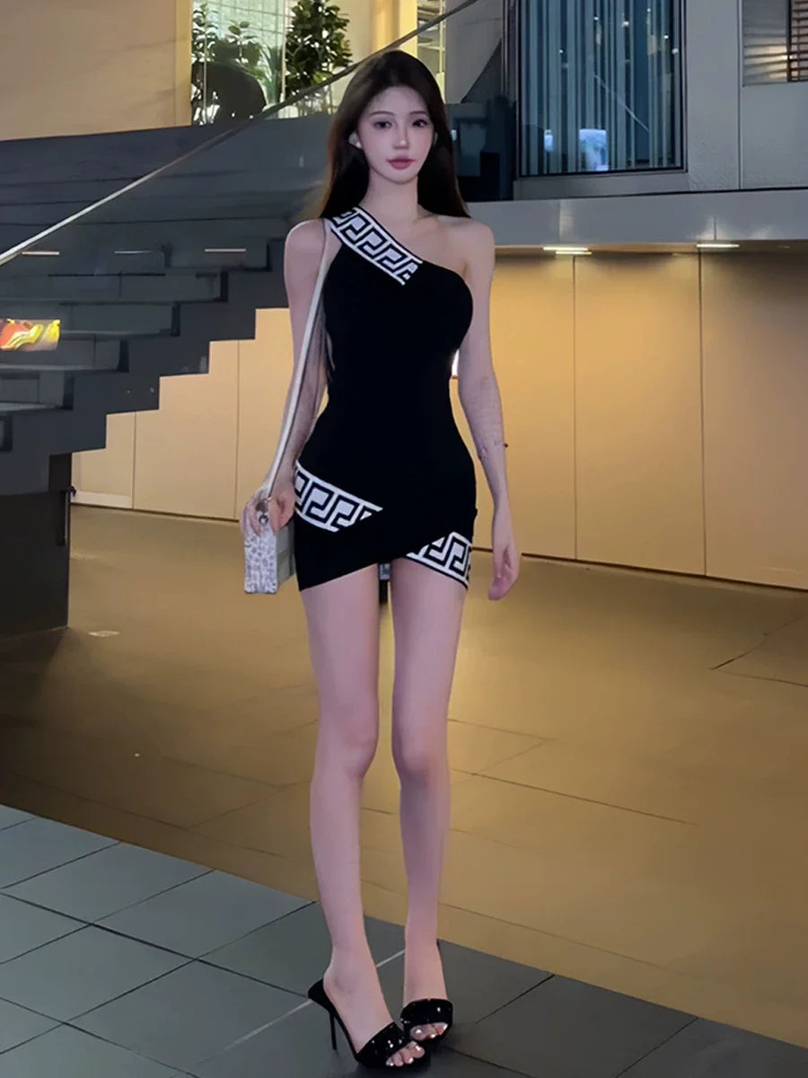 Black Skew Collar Off Shoulder Dresses Female Temperament Irregular Mini Dress Summer Slim Trend Bodycon Sleeveless Sexy Dress