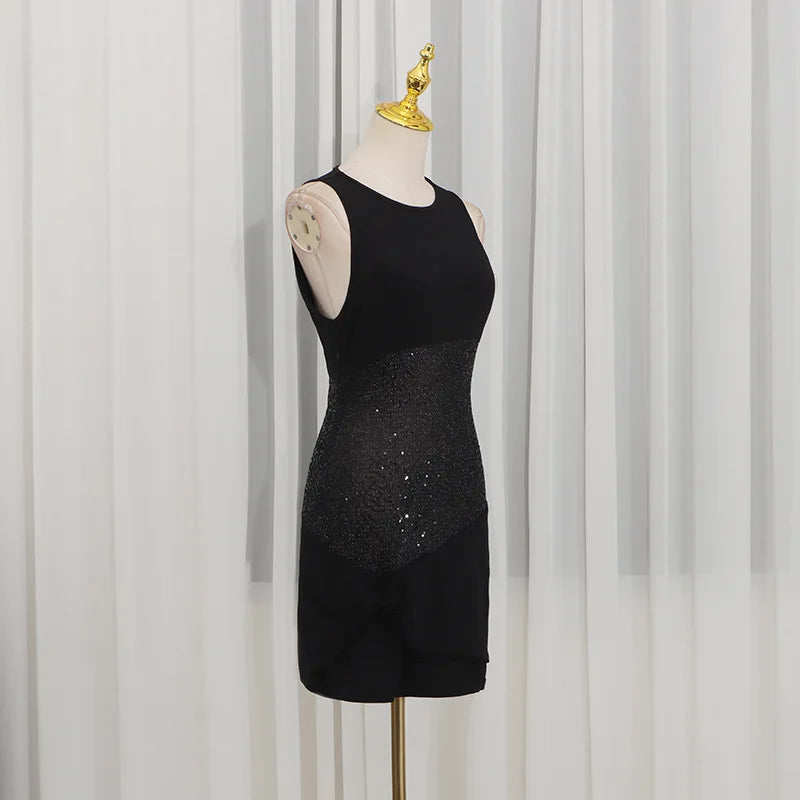 Women Sexy Spicy Girl Party Mini Dress Crew Neck Sleeveless Sequin Patchwork Twisted Knot Bodycon Short Dress Nightclub Banquet