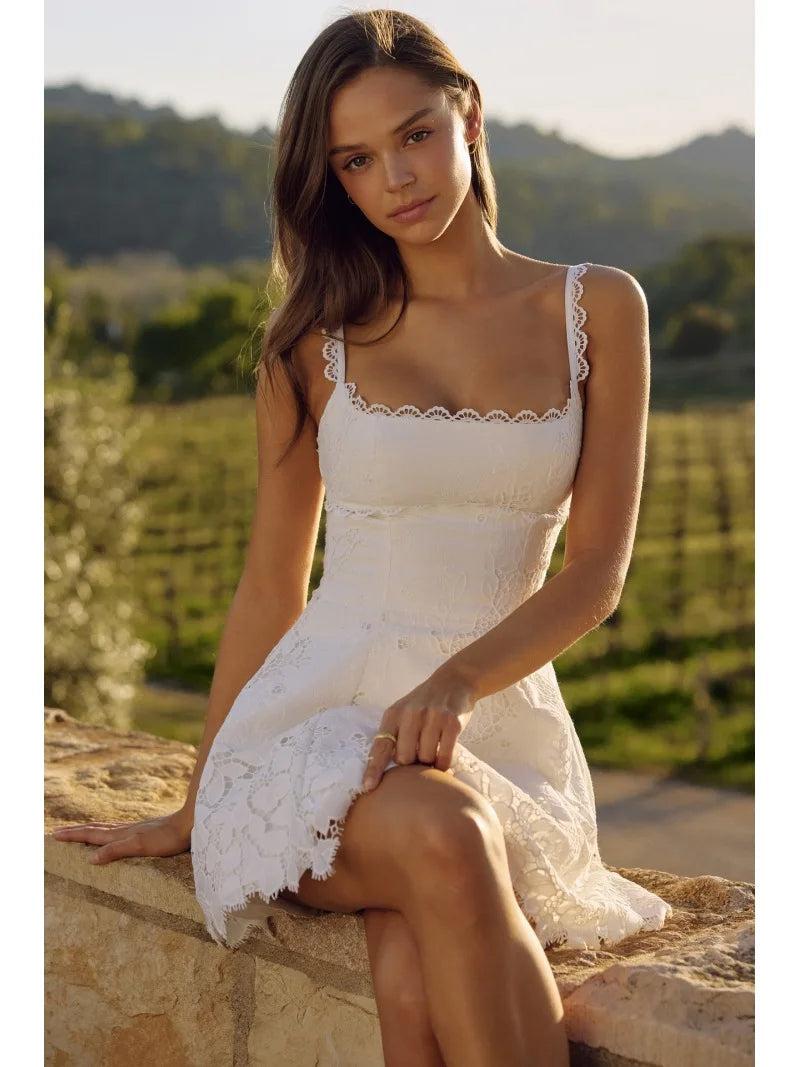Elegant Backless Lace Trim Embroidery Mini