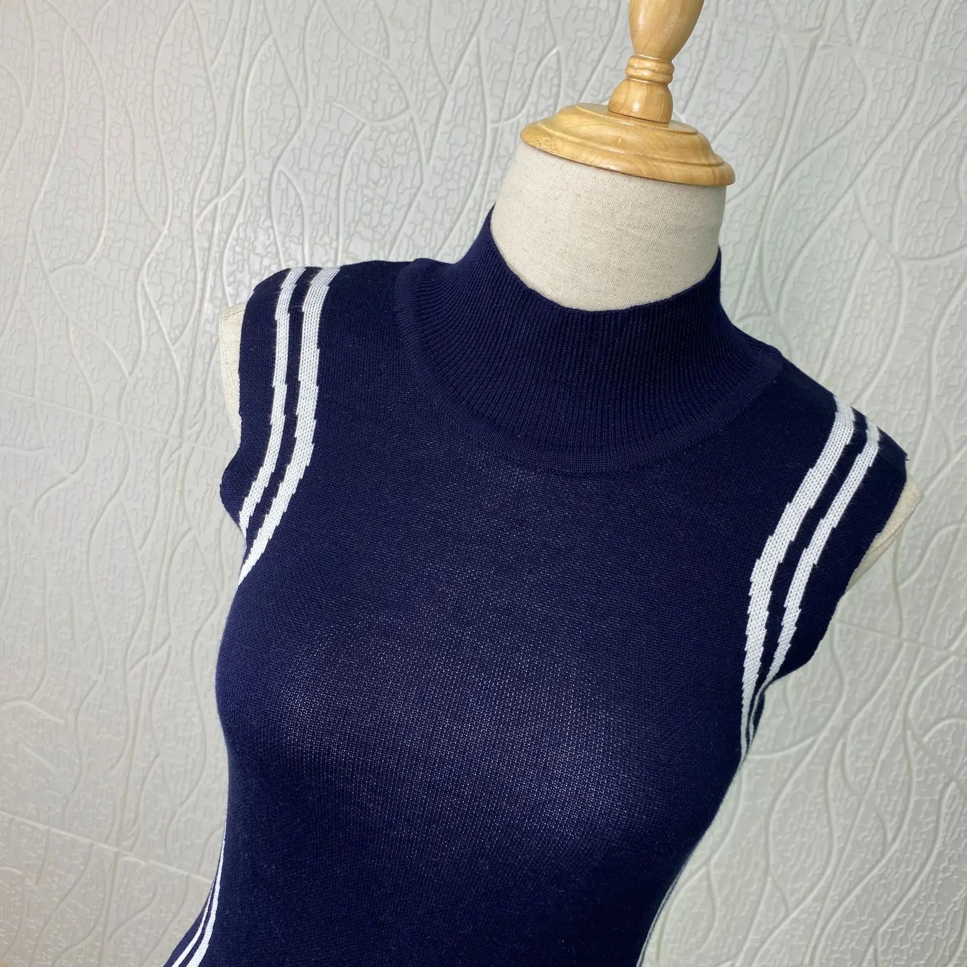 Asymmetric Wave Edge Dress BottomRound Neck Tanlan White Inlaid Edge Knit No Sleeves Dress Autumn New Style