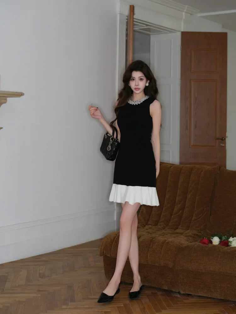 Elegant Pearl Detail Knitted Mini Sandro Dior