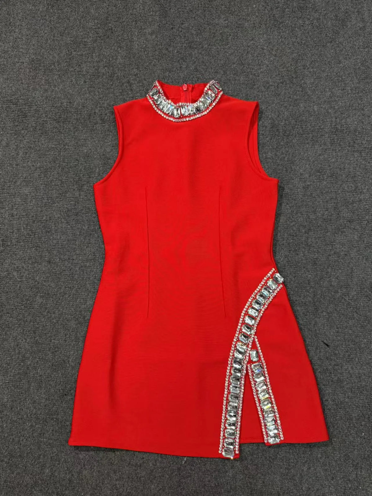 Sexy High Quality Rhinestones Short Party Dress Women Bandage Sleeveless Red Dresses 2025 Fashion Club Vestidos Robes