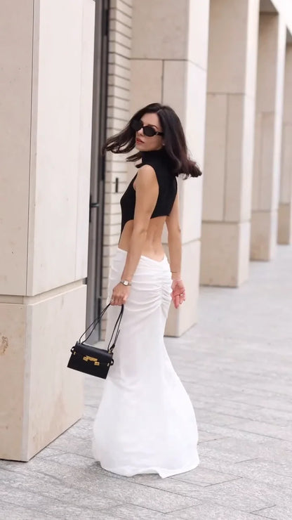 1 Black White Luxury Posh Goddess