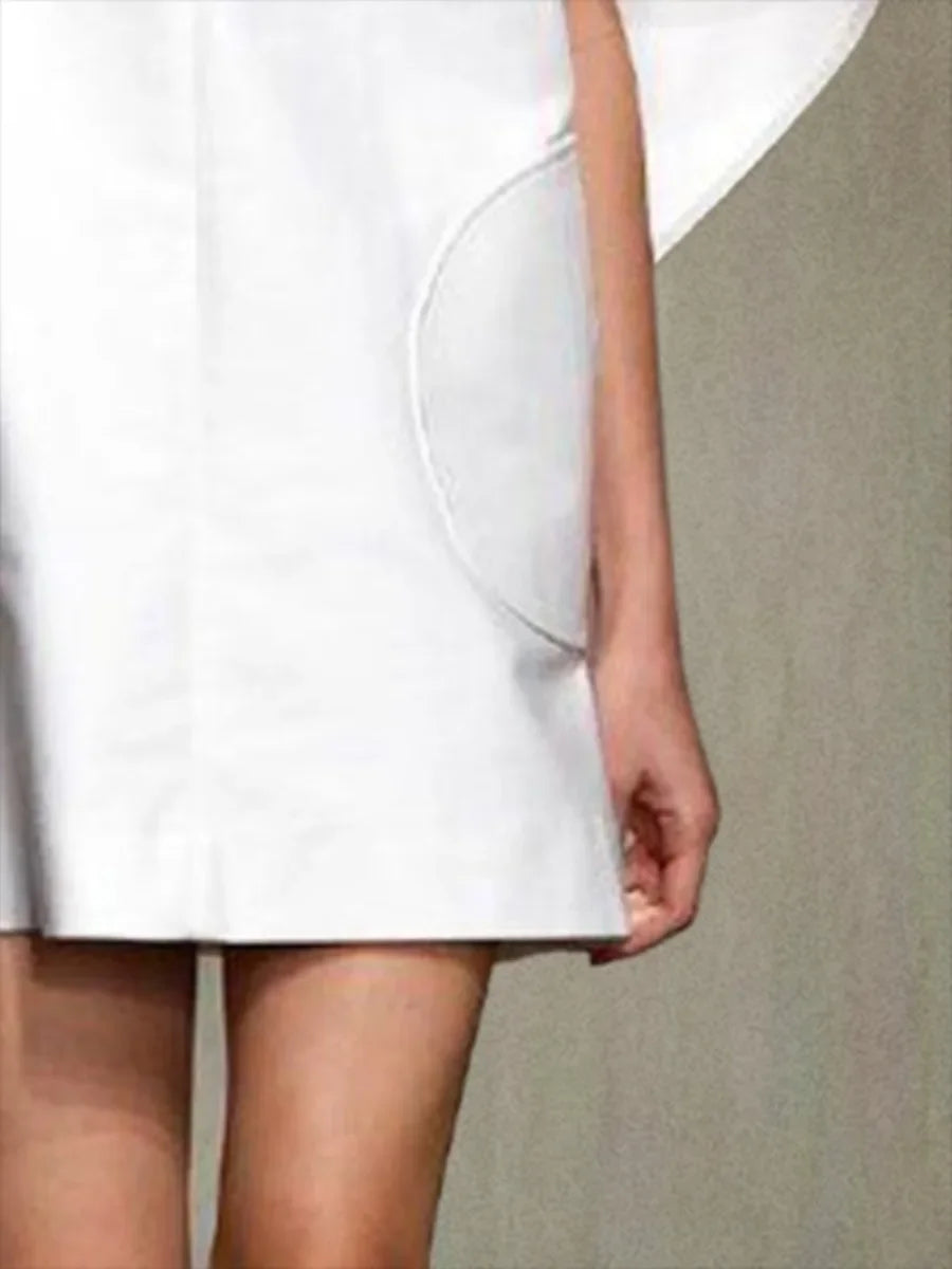 Loose fit short dress highly elegant box shoulder